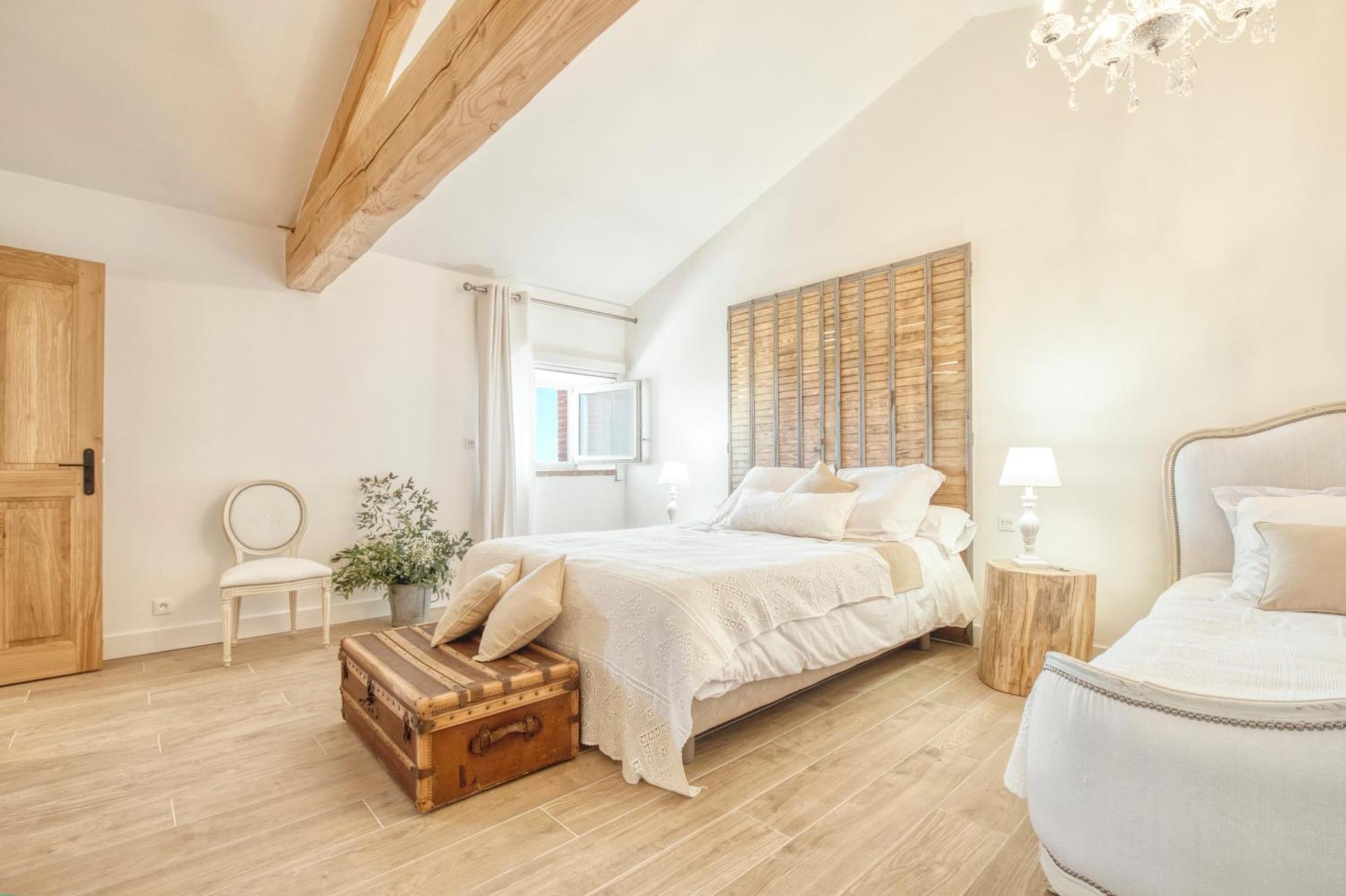 Отель Escons Domaine De Charme Saint-Sulpice-sur-Leze Экстерьер фото